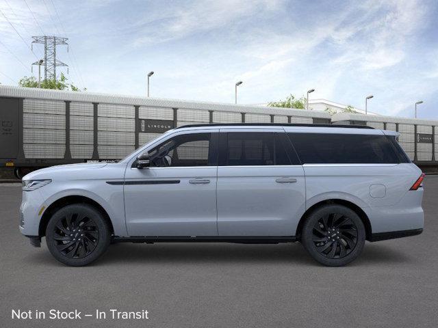 new 2025 Lincoln Navigator car, priced at $110,425