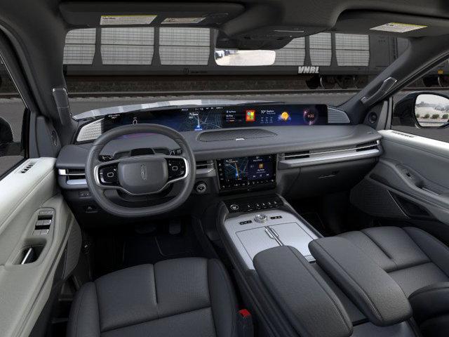 new 2025 Lincoln Navigator car, priced at $110,425