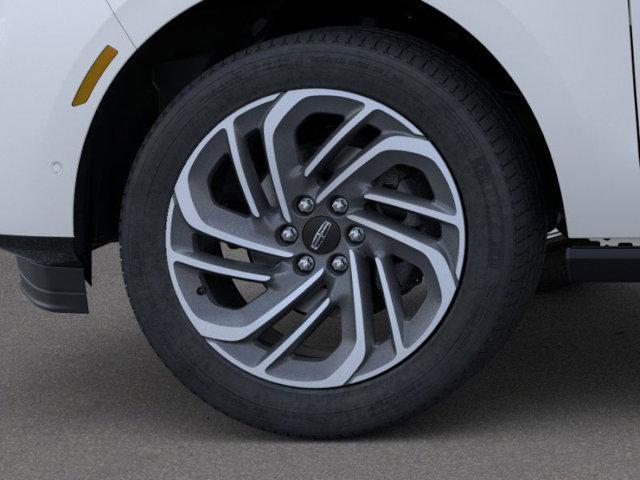 new 2025 Lincoln Navigator car, priced at $106,925