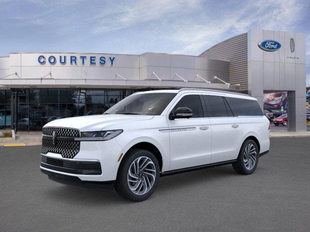 new 2025 Lincoln Navigator car, priced at $106,925