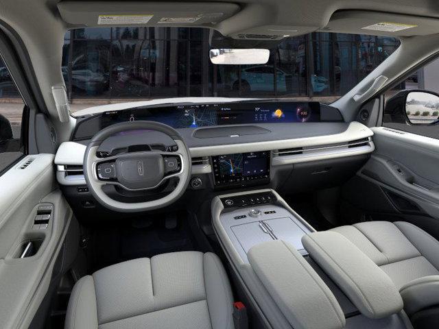 new 2025 Lincoln Navigator car, priced at $106,925