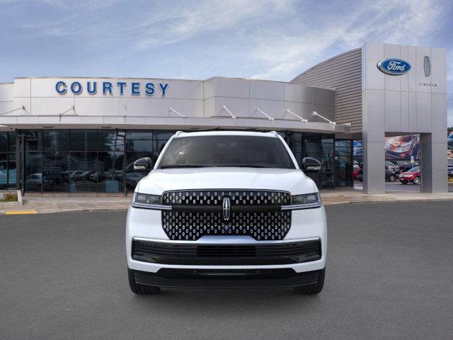 new 2025 Lincoln Navigator car, priced at $106,925