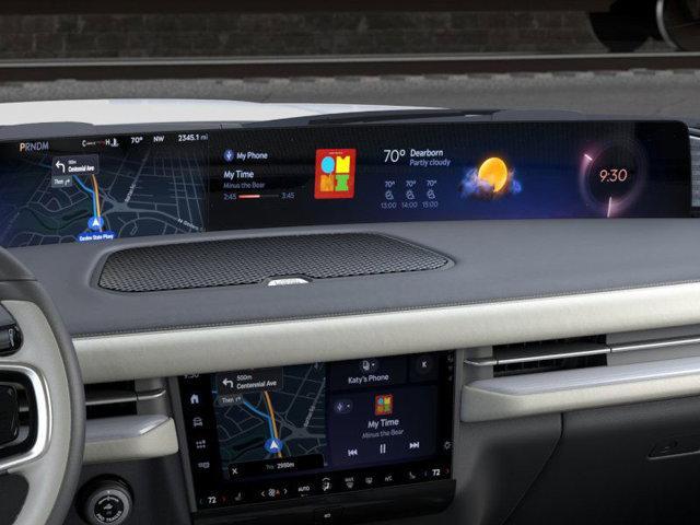 new 2025 Lincoln Navigator car, priced at $106,925