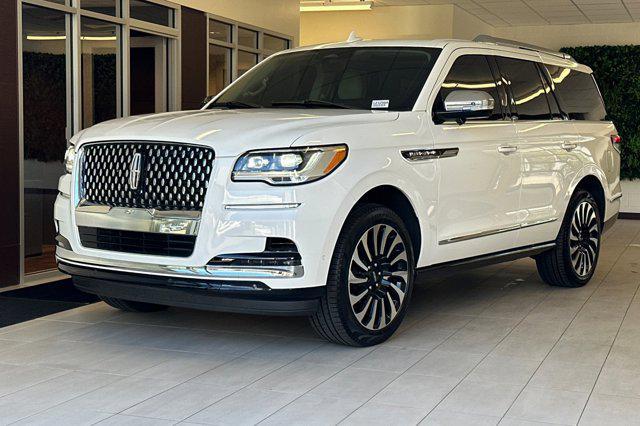 used 2023 Lincoln Navigator car, priced at $69,897