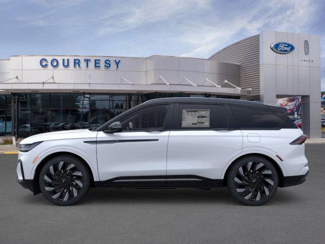 new 2025 Lincoln Nautilus car, priced at $73,875