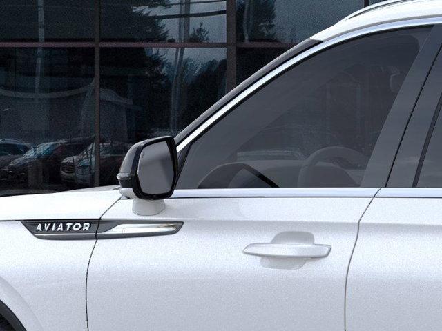 new 2025 Lincoln Aviator car, priced at $82,640
