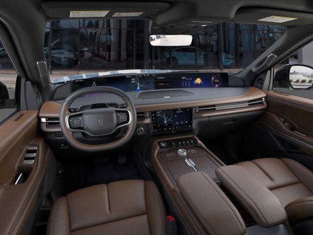 new 2025 Lincoln Navigator car, priced at $109,540