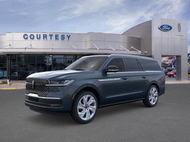 new 2025 Lincoln Navigator car, priced at $109,540