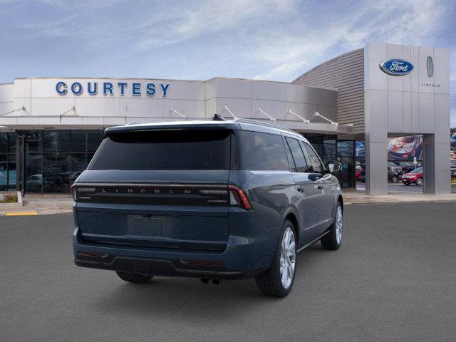 new 2025 Lincoln Navigator car, priced at $109,540
