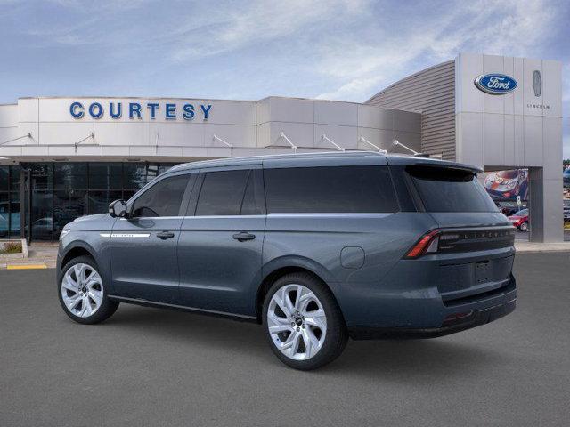 new 2025 Lincoln Navigator car, priced at $109,540