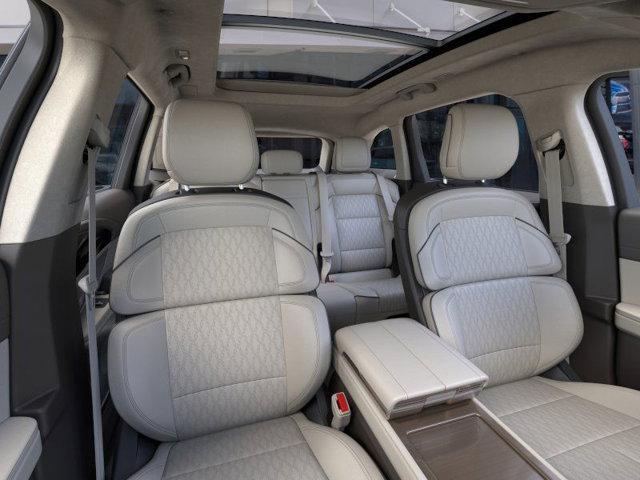 new 2025 Lincoln Nautilus car, priced at $85,870