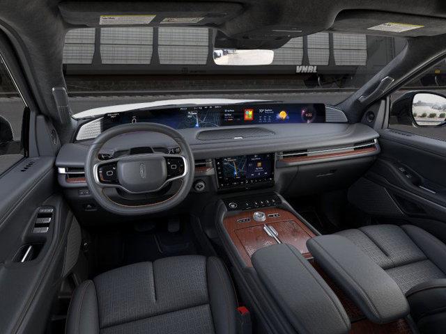 new 2025 Lincoln Navigator car, priced at $128,265