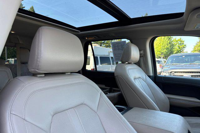 used 2023 Ford Expedition car, priced at $41,993