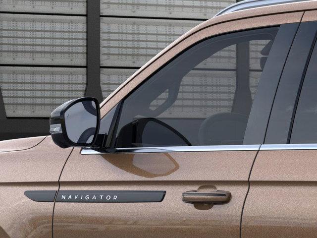 new 2025 Lincoln Navigator car, priced at $121,435