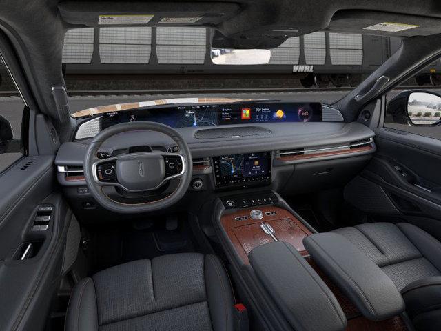 new 2025 Lincoln Navigator car, priced at $121,435