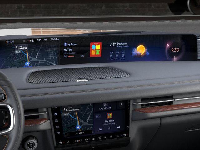 new 2025 Lincoln Navigator car, priced at $121,435