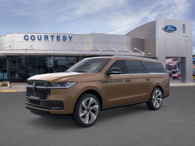 new 2025 Lincoln Navigator car, priced at $125,090