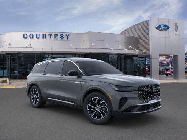 new 2025 Lincoln Nautilus car, priced at $50,588