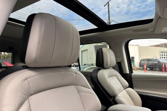 used 2025 Lincoln Navigator car, priced at $97,600