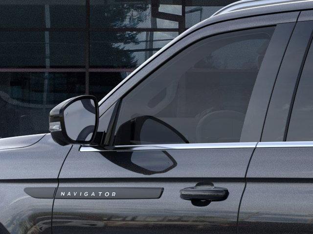 new 2025 Lincoln Navigator car, priced at $121,485