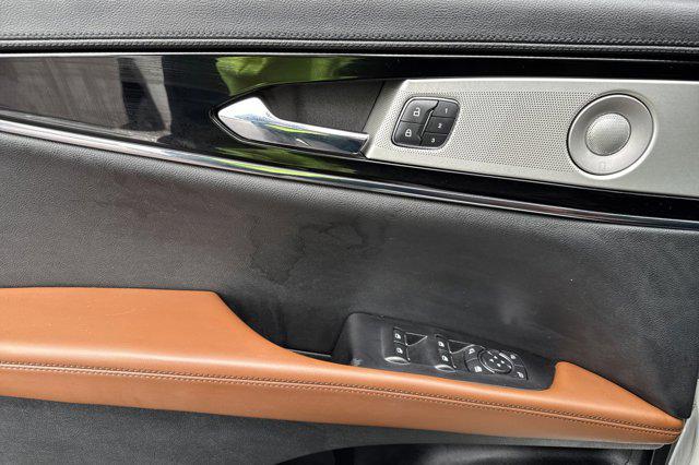 used 2022 Lincoln Nautilus car, priced at $33,753