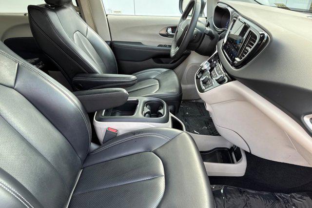 used 2023 Chrysler Pacifica car, priced at $25,771