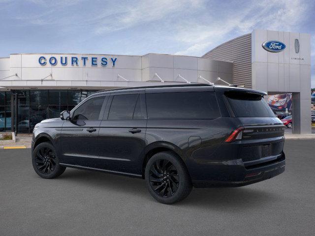 new 2025 Lincoln Navigator car, priced at $112,425