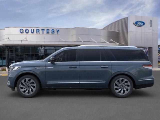 new 2024 Lincoln Navigator car, priced at $97,474