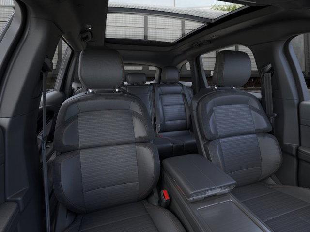 new 2025 Lincoln Nautilus car, priced at $76,375