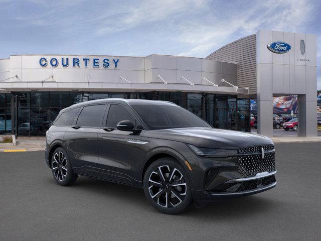 new 2025 Lincoln Nautilus car, priced at $58,200