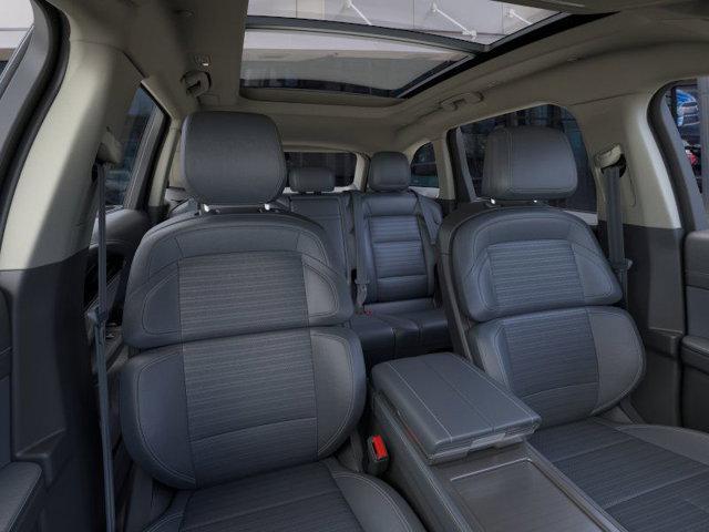 new 2025 Lincoln Nautilus car, priced at $73,625