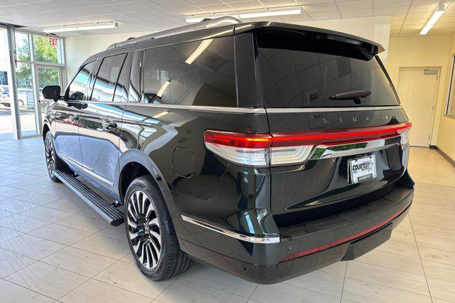 used 2022 Lincoln Navigator car