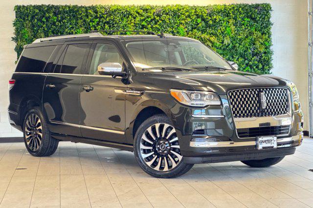 used 2022 Lincoln Navigator car