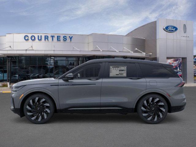 new 2025 Lincoln Nautilus car, priced at $76,375