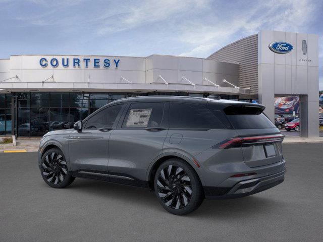 new 2025 Lincoln Nautilus car, priced at $76,375
