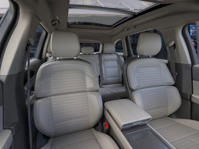 new 2025 Lincoln Nautilus car, priced at $76,375