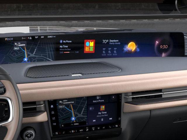 new 2025 Lincoln Navigator car, priced at $126,725