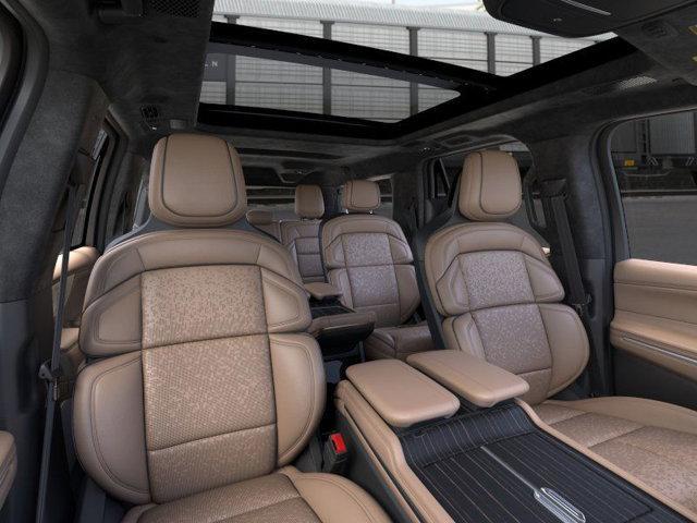 new 2025 Lincoln Navigator car, priced at $126,725