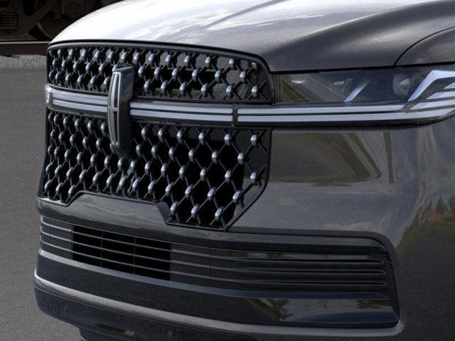 new 2025 Lincoln Navigator car, priced at $126,725