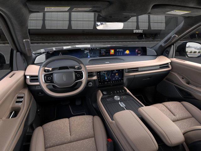 new 2025 Lincoln Navigator car, priced at $126,725