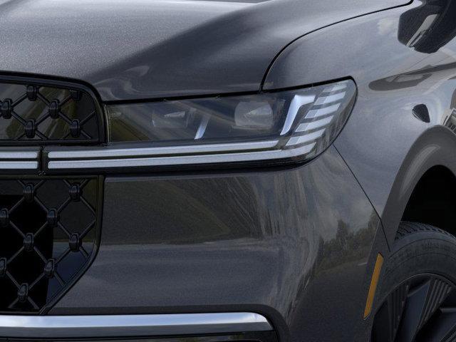 new 2025 Lincoln Navigator car, priced at $108,975