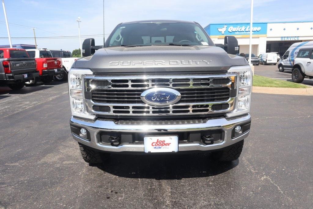 new 2025 Ford F-250 car, priced at $59,359