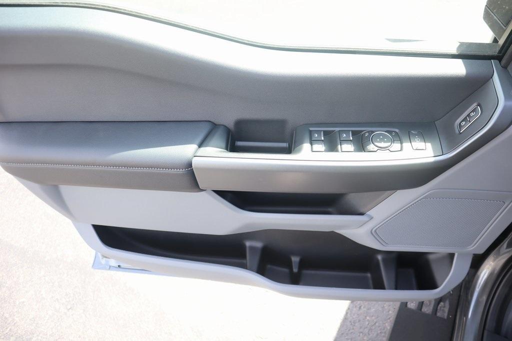 new 2025 Ford F-250 car, priced at $59,359