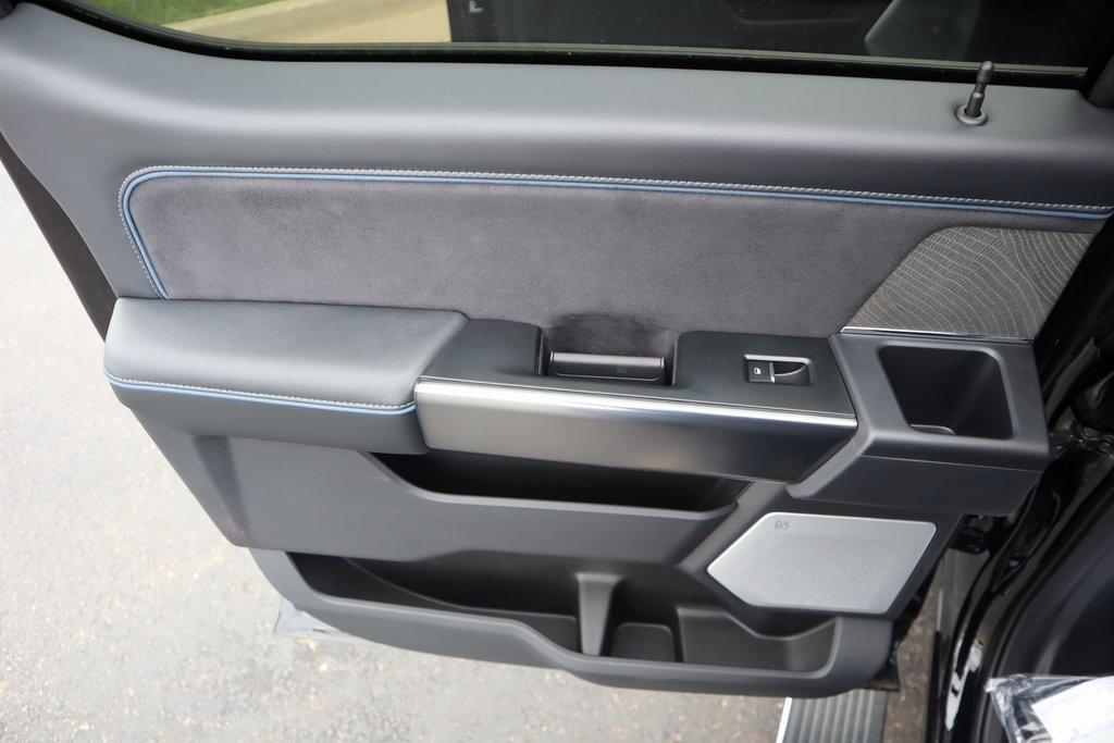 new 2025 Ford F-250 car, priced at $86,912