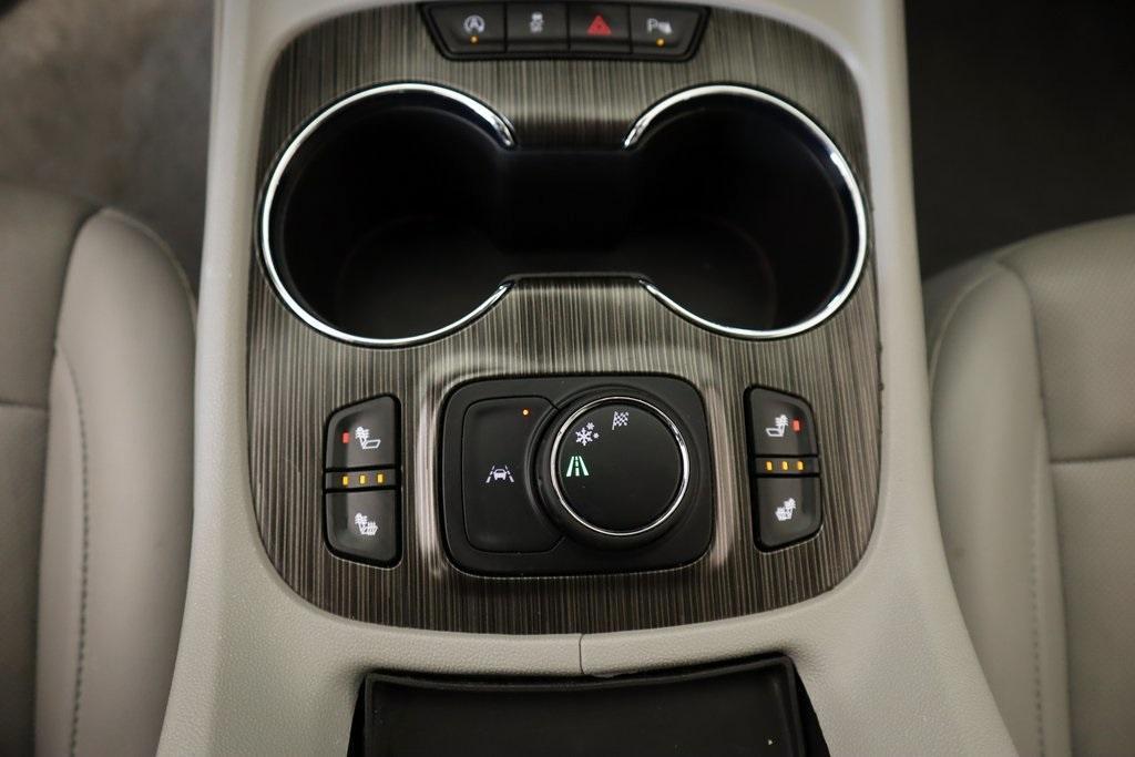 used 2023 GMC Acadia car, priced at $27,903