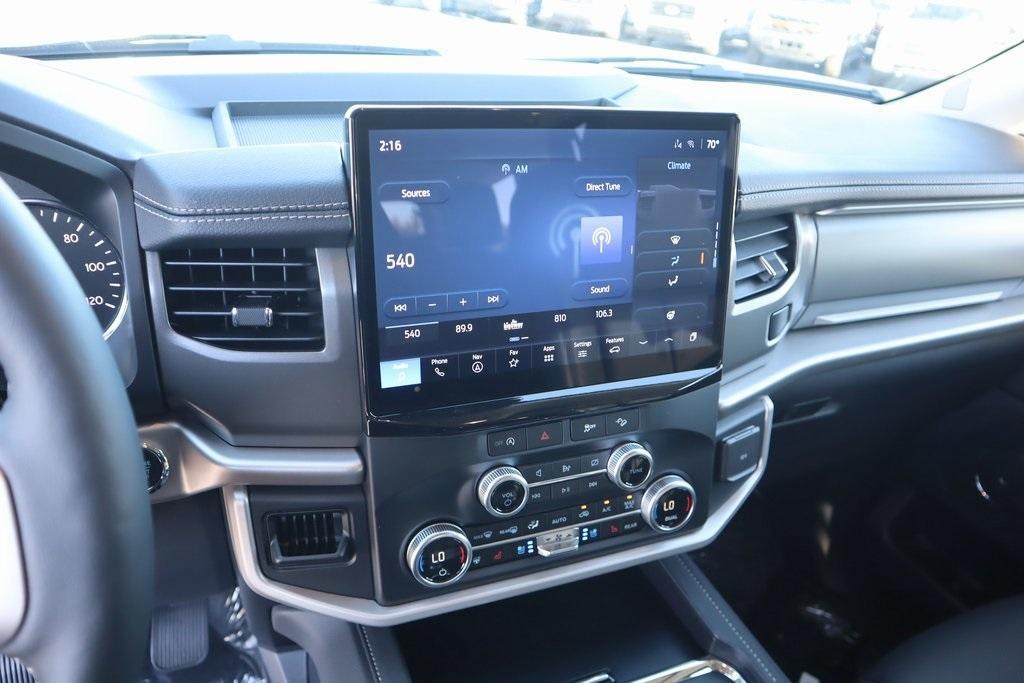 new 2024 Ford Expedition car, priced at $62,096