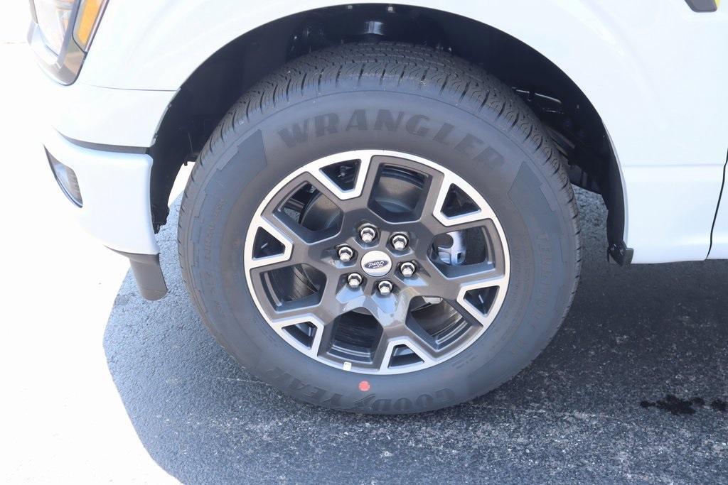 new 2025 Ford F-150 car, priced at $41,665