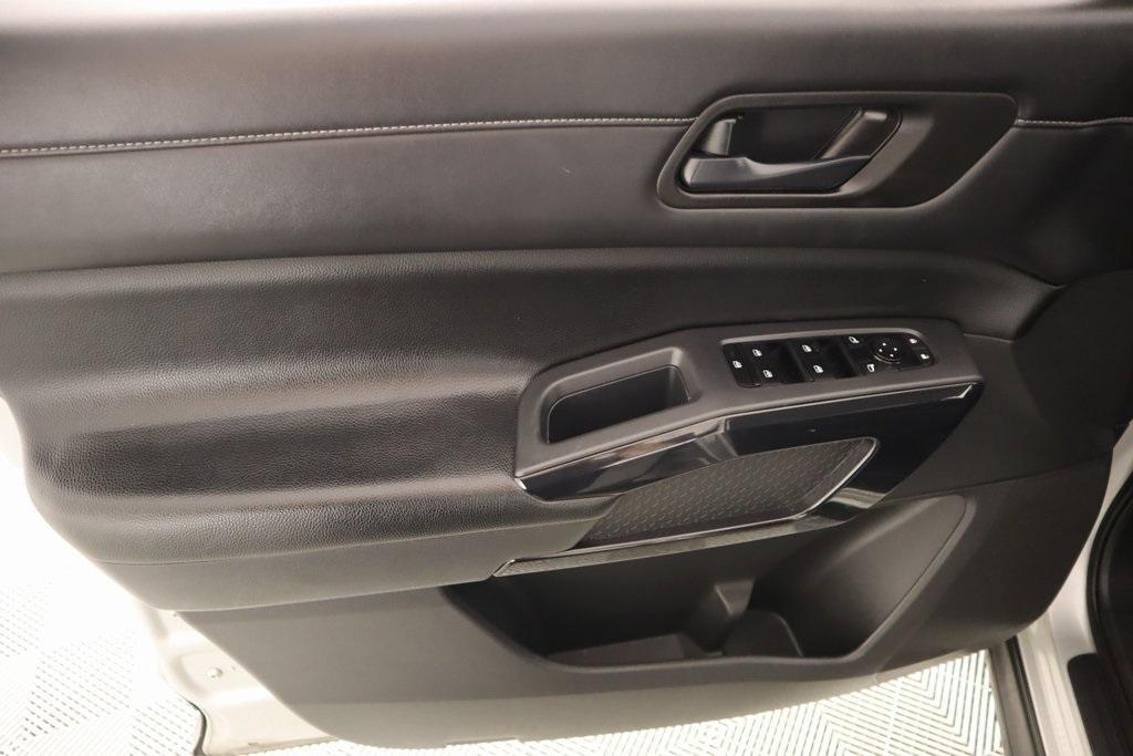 used 2023 Nissan Pathfinder car, priced at $26,659