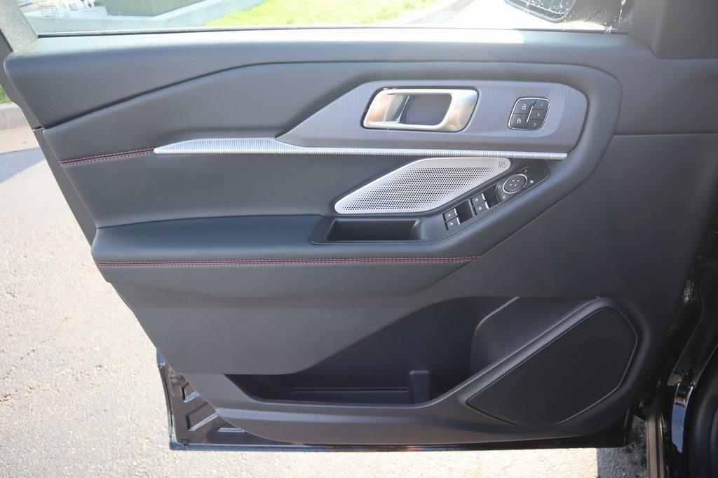 new 2025 Ford Explorer car, priced at $59,000