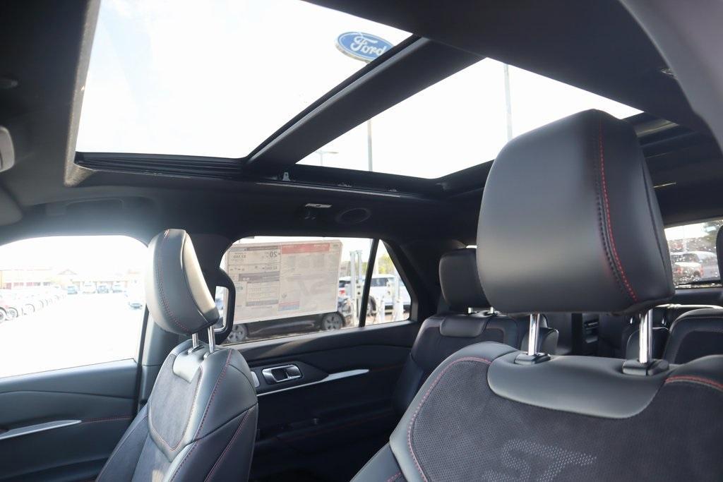 new 2025 Ford Explorer car, priced at $59,000